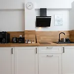 Dom Wakacyjny Z Jacuzzi Na Wylacznosc Do 16 Osob W Centrum Zatora Blisko Energylandii Ferienhaus Zator