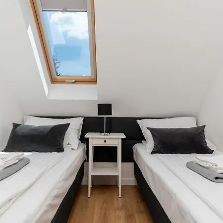 Z Jacuzzi Na Wylacznosc Do 16 Osob W Centrum Zatora Blisko Energylandii Casa vacanze Zator
