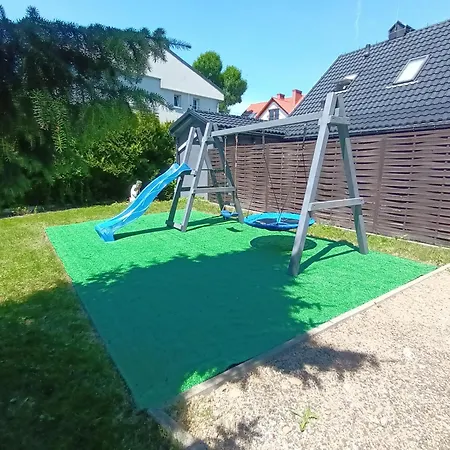 Dom Wakacyjny Z Jacuzzi Na Wylacznosc Do 16 Osob W Centrum Zatora Blisko Energylandii Ferienhaus *