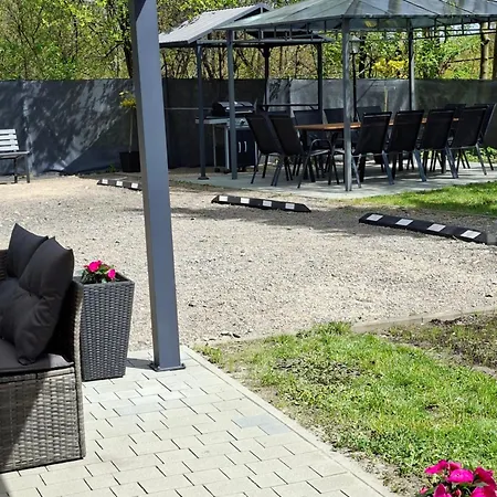 Z Jacuzzi Na Wylacznosc Do 16 Osob W Centrum Zatora Blisko Energylandii Casa vacanze